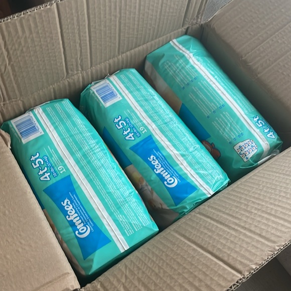 S i X packs of Size 4/5T pull up training pants unisex - Picture 7 of 7